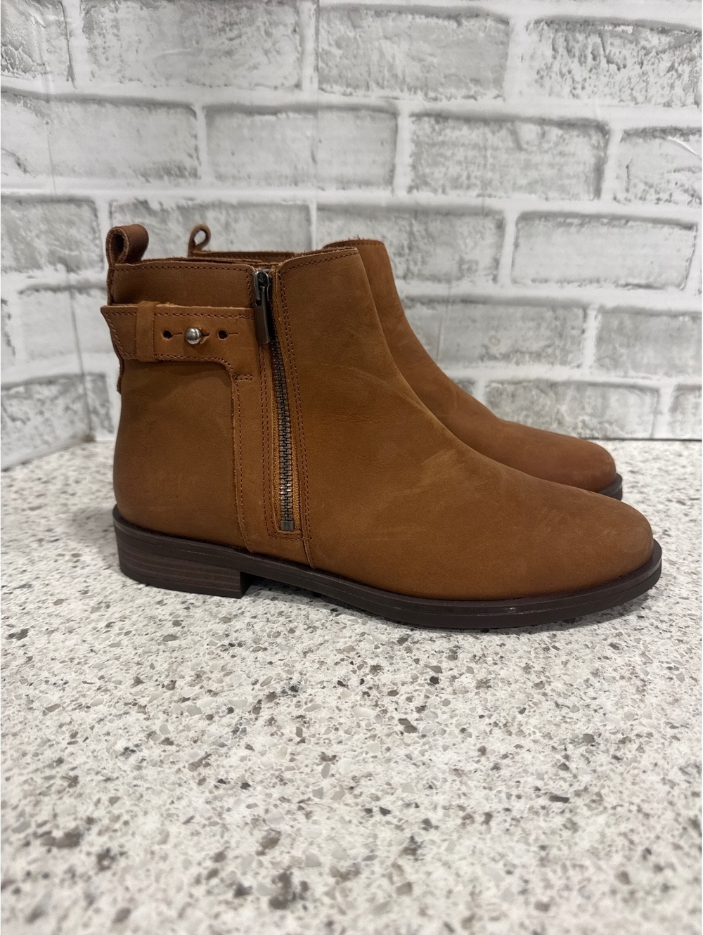 Clarks Brown Leather Ankle Boots Women's Size 8.5